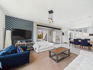  Villa  vendre 6 pices 136 m