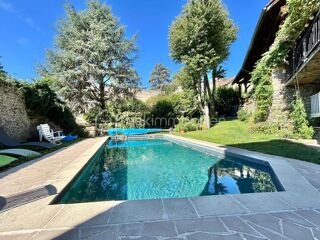  Propri�t�/ch�teau � vendre 11 pi�ces 252 m�