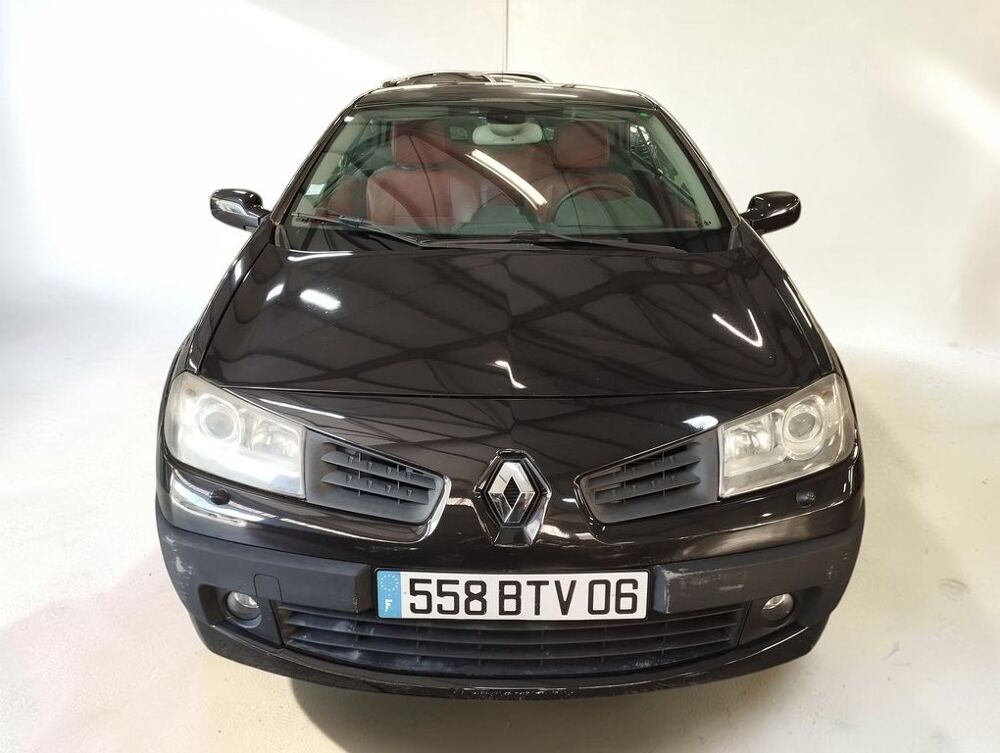 M&eacute;gane II 1.9 DCI 120 LUXE DYNAMIQUE 2P 2006 occasion 06640 Saint-Jeannet
