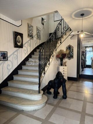  Maison � vendre 8 pi�ces 276 m�