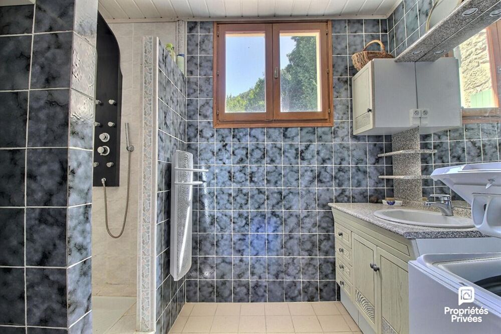 Vente Maison Maison en pierre de 6 pièces pour 97 m2 sur Meyras Meyras