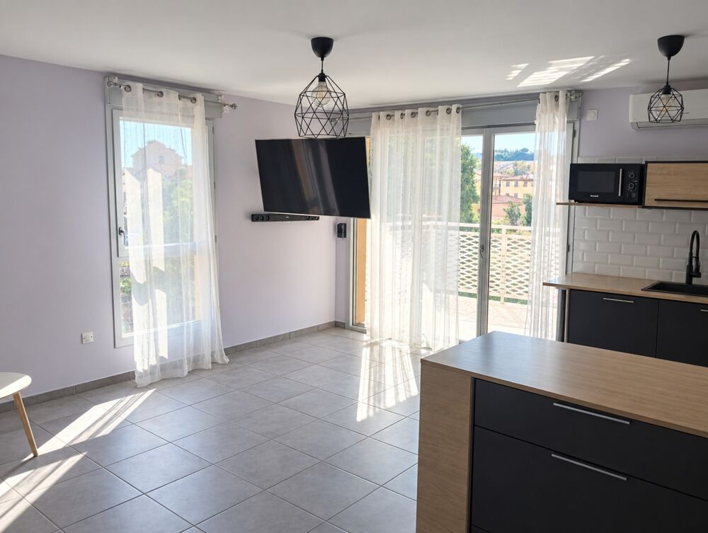 NICE  Vauban  3 PIÈCES AVEC GRANDE TERRASSE ET PARKING