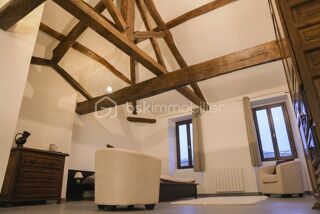  Ferme  vendre 9 pices 300 m
