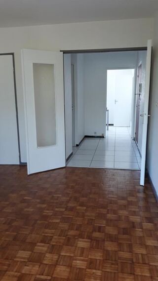  Appartement à louer 2 pièces 47 m²