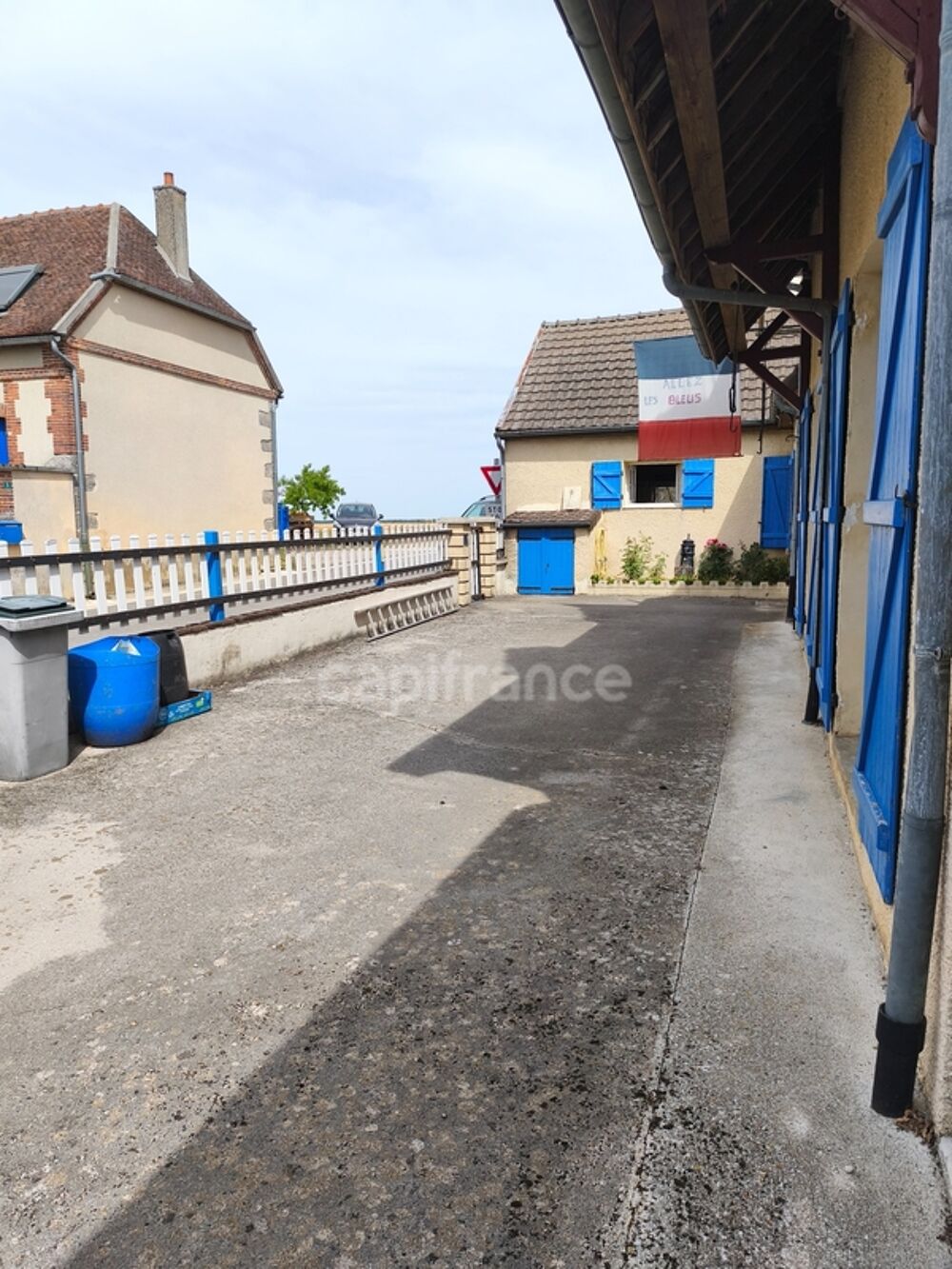 Maison familiale de 140 m² avec jardin clos  5 chambres  Broyes (51120), à proximité de Sézanne