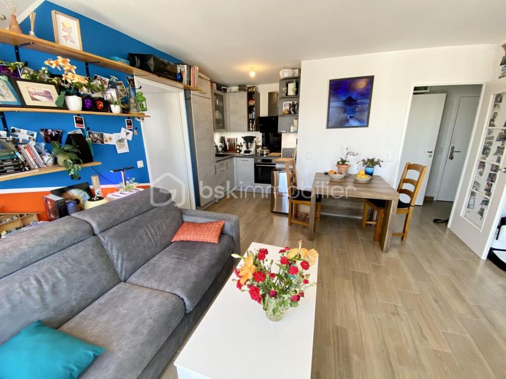 Appartement récent 2 pièces de 50m² avec terrasse de 17m²