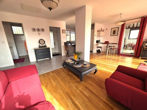   Belle Maison ou Pavillon sur Sous-sol de 146 m² entièrement Rénovée avec Cour, Atelier, Terrasse, Appentis et Terrain clos et ar Maison - 7 pièce(s) - 146 m²