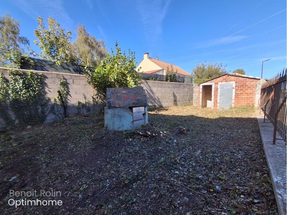 Vente Maison Maison à rénover entièrement – Environ 140 m² – Fort potentiel – Saosnes (72) Saosnes
