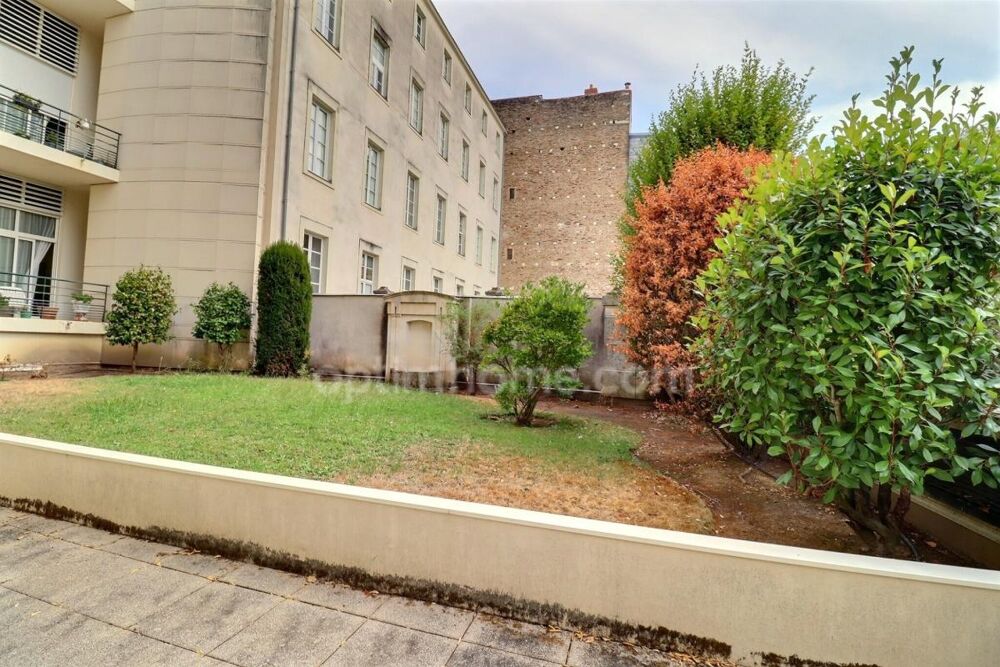 Vente Appartement EXCLUSIVITÉ - Appartement T2 59 m² au calme absolu avec terrasse de 16 m² - Nantes Centre (Rue Tournefort) Nantes