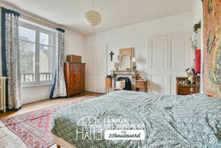  Maison à vendre 11 pièces 232 m²