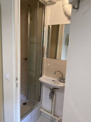  Appartement à louer 1 pièce 16 m²