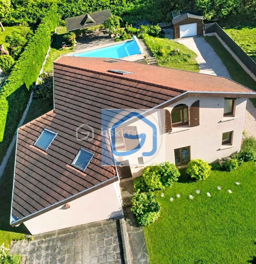 Vente Maison Belle maison familiale avec piscine et une annexe – Quartier Mozas à Bourgoin-Jallieu Bourgoin jallieu