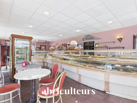Fonds de commerce de p&acirc;tisserie-salon de th&eacute; - 177 m&sup2; - P&eacute;lissanne 99000 13330 Pelissanne