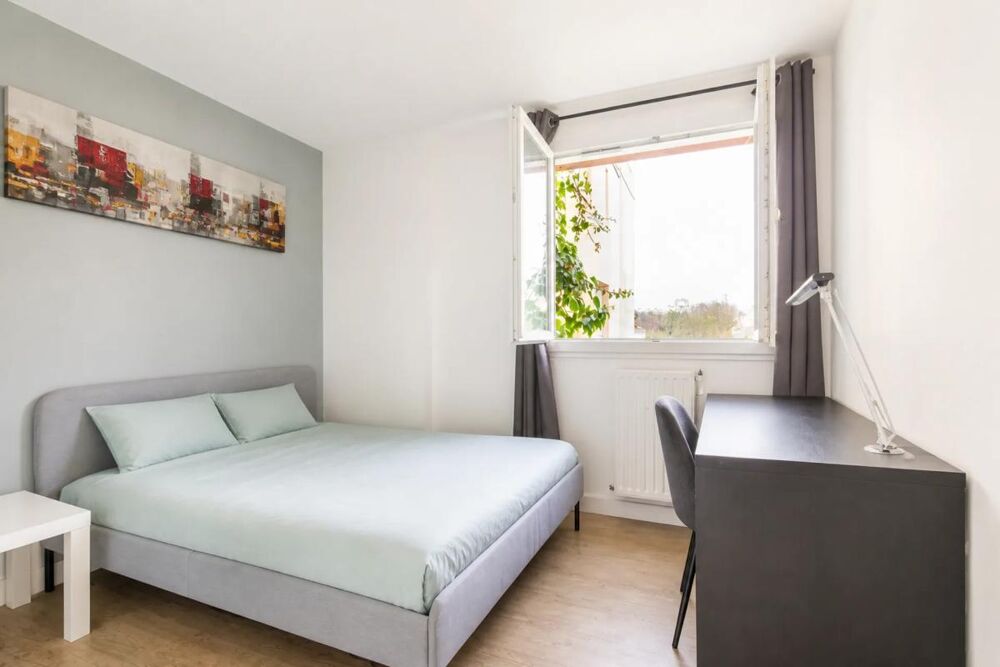 Vente Appartement Confortable 5 pièces à Cergy, 99 m² avec terrasse Cergy