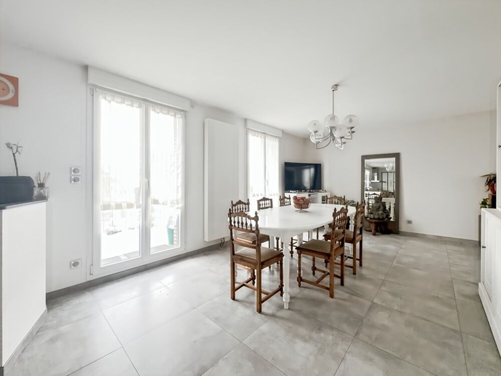 Vente Maison MAISON INDIVIDUELLE – 4 CHAMBRES + BUREAU – 130 m² – VIE DE PLAIN-PIED – SOUS-SOL COMPLET – JARDIN PLEIN SUD – CALME ET PROCHE C Fournes en weppes