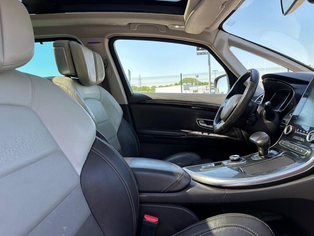 Espace V 1.6 DCI 160 TWIN TURBO ENERGY INITIALE PARIS EDC 2016 occasion 78240 Chambourcy