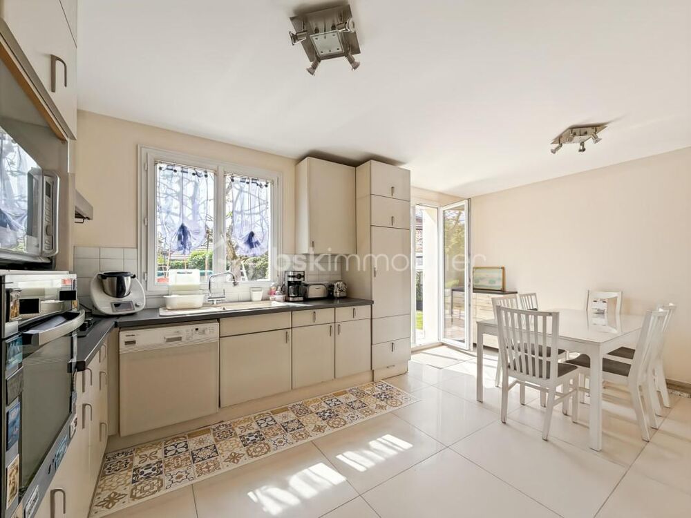 Vente Maison Découvrez cette rare maison avec piscine dans un cadre exceptionnel ! Saint germain les corbeil