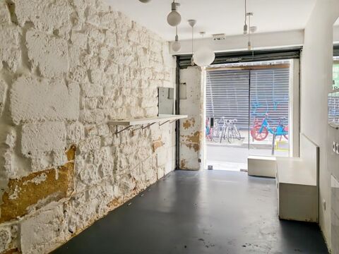 Au coeur du 3ème arrondissement, petite boutique charmante à louer 2180 75003 Paris