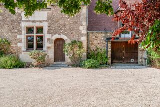  Propriété/château à vendre 10 pièces 360 m²