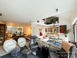  Maison � vendre 10 pi�ces 205 m�