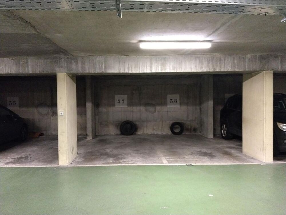 Vente Parking/Garage Place de stationnement Paris 16
