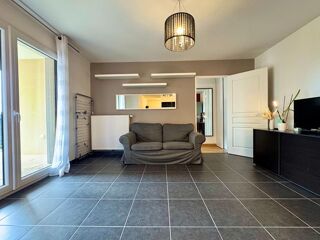  Appartement  vendre 4 pices 82 m