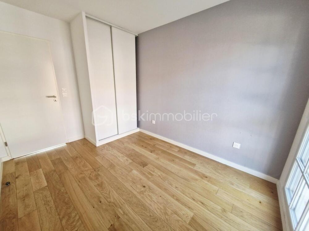 À VENDRE  APPARTEMENT 70 M²  2 CHAMBRES