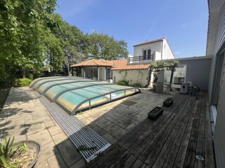  Maison à vendre 9 pièces 230 m²
