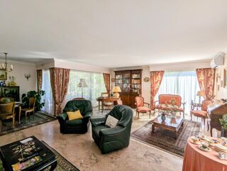  Villa  vendre 6 pices 172 m