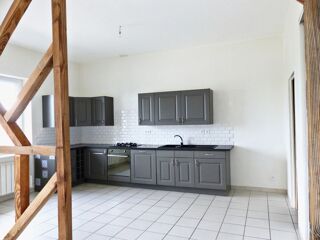  Immeuble � vendre 3 pi�ces 244 m�