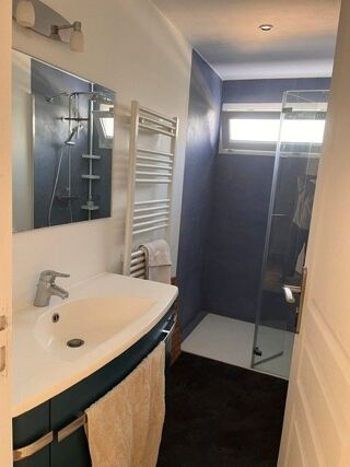  Appartement à louer 1 pièce 32 m²