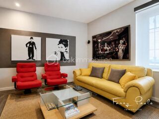  Propriété/château à vendre 9 pièces 261 m²