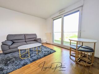  Appartement à louer 4 pièces 83 m²