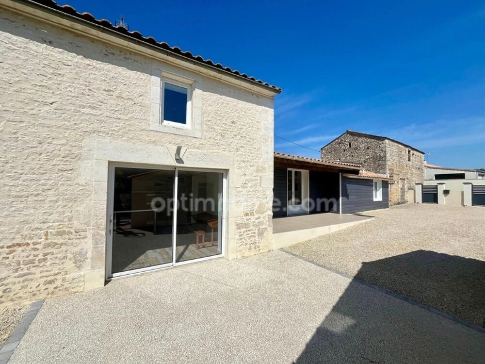 85400 - FERMETTE EN PIERRES RÉNOVÉE - 4 CHAMBRES - TERRAIN CLOS DE 671 M²