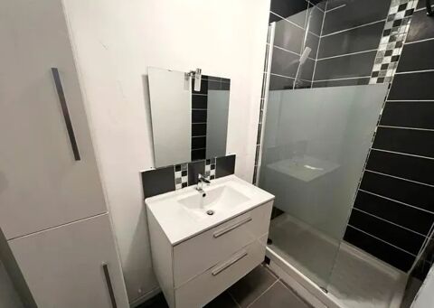  Appartement  louer 1 pice 9 m Marseille