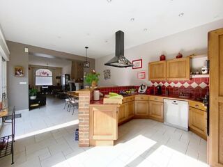  Maison  vendre 7 pices 200 m