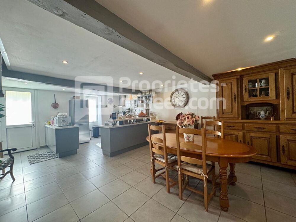 Maison Ria Sirach 7 pièce(s) 149 m2