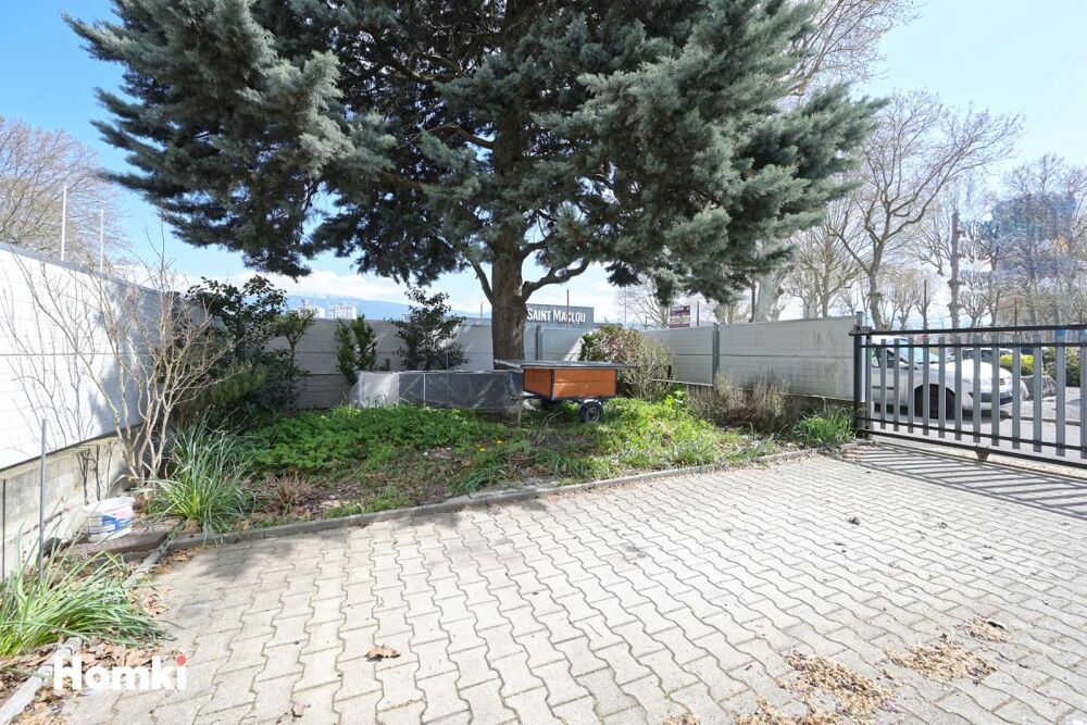 Vente Maison Maison de villesur 3 niveaux composée d'un T2 et d'un duplex T5 + cour, jardin, garage double avec fort potentiel – Échirolles s Echirolles