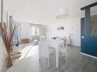  Appartement  vendre 3 pices 77 m