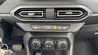 Sandero III 1.0 TCe 90 CVT Expression - Automatique 2024 occasion 93100 Montreuil