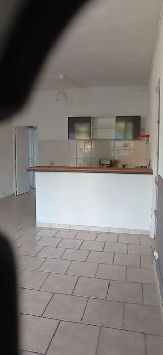  Appartement à louer 2 pièces 44 m²