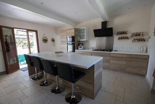  Maison à vendre 9 pièces 260 m²