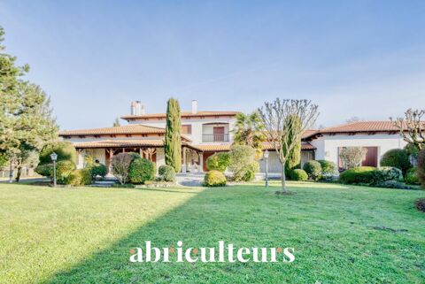   Maison d'exception � 600 m� � 11 pi�ces � Fontcouverte (17100) Maison - 11 pi�ce(s) - 600 m�