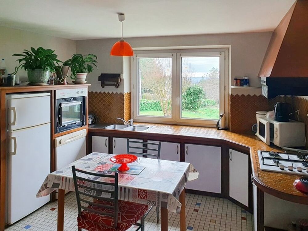 Dpt Pyrénées Atlantiques (64), à vendre PROCHE ARZACQ - MALAUSSANNE maison P6 177 m², 1 appartement de 60 m² sur un terrain de 8