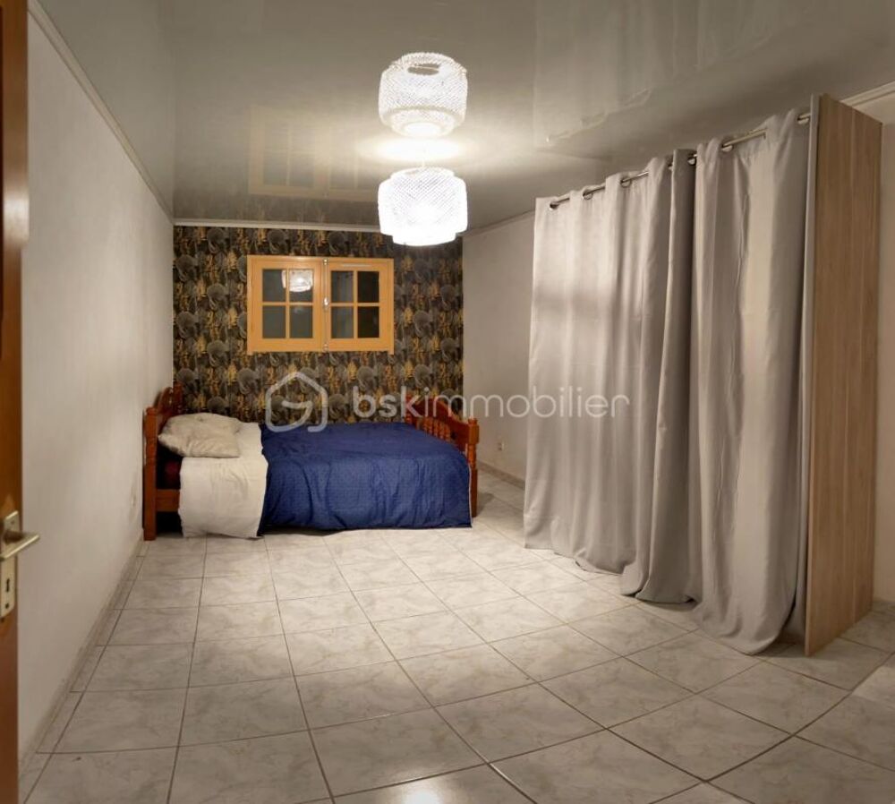 APPARTEMENT 5 CHAMBRES AVEC VUE MER  Investisseur