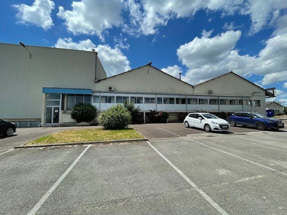   A VENDRE - ENSEMBLE IMMOBILIER Champforgeuil