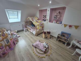  Maison  vendre 6 pices 162 m