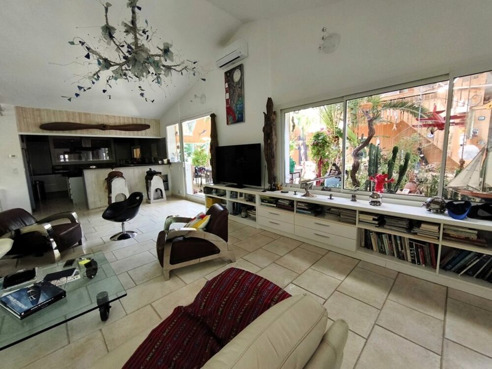 � vendre  Propri�t�/ch�teau Saint-Pierre-d'Ol�ron (17310)