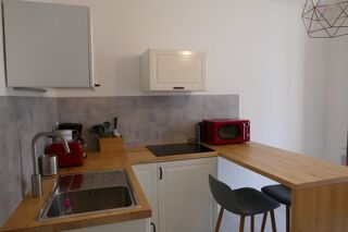  Appartement à louer 2 pièces 27 m²
