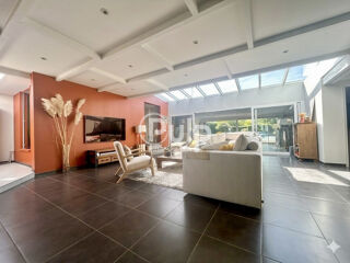  Maison � vendre 6 pi�ces 270 m�
